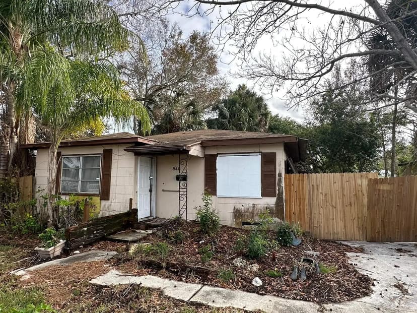 hero-section-image-0